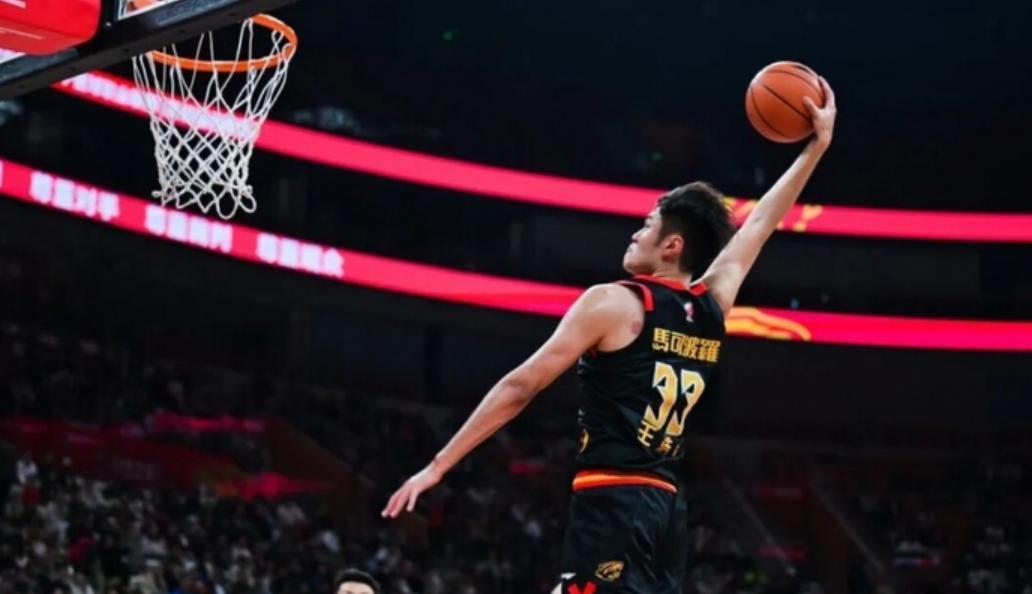 乐鱼app-CBA最新排行榜:广东掉落第3,辽篮4连败暴跌至13,北京仅第7