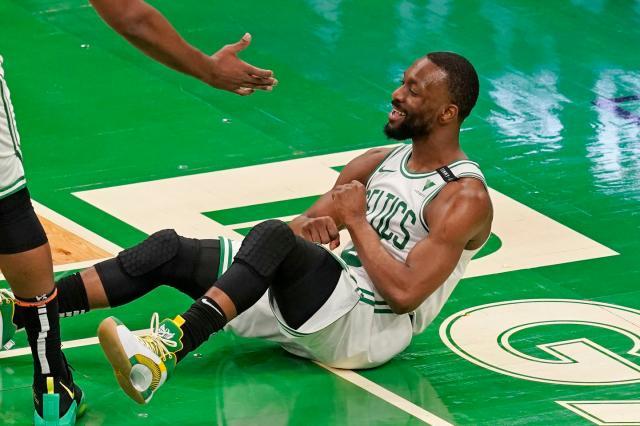 乐鱼官网-头牌低迷沃克挺身而出 季后赛临近他终于开始回暖